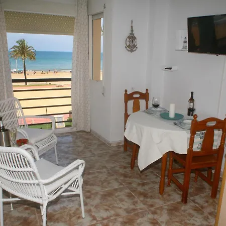 Estudios Centricos Con Vistas Al Mar O A La Ciudad - Especificado En La Descripcion De - Apartment *