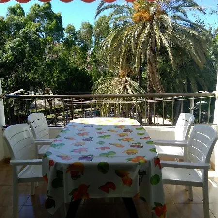 Apartamento En El Centro Y Junto A La Playa Apartment