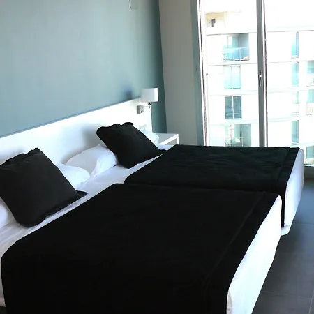 Agora & Hotel 4*