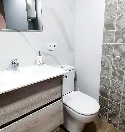 La Pedrera Font Nova Apartment
