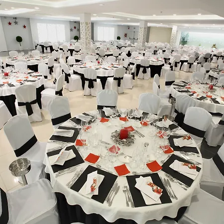 Hotel Plaza 4*