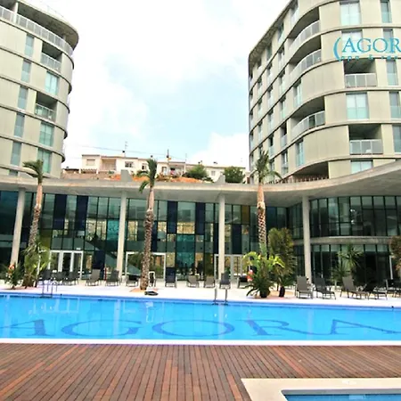 Hotel Agora & 4*
