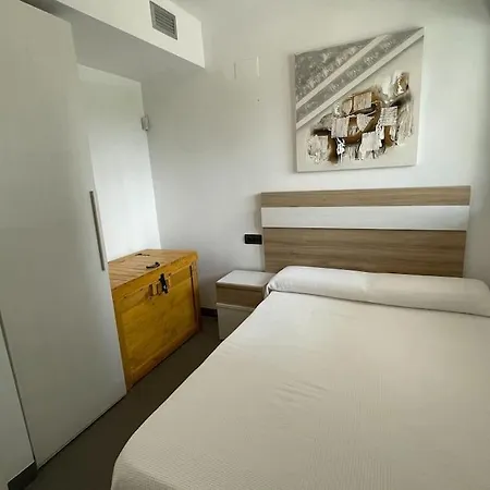 Moderno Disfrutar Con La Familia Con Parking Y Piscina
