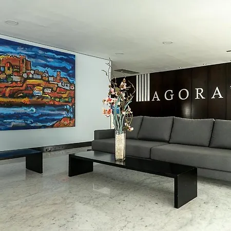 Agora & Hotel 4*