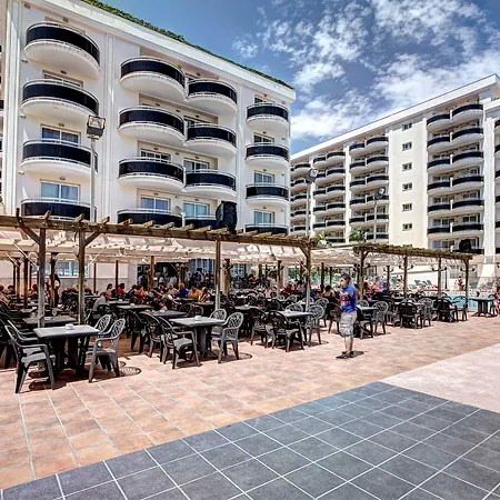Plaza Hotel 4*