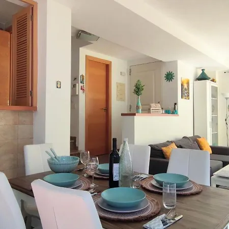 Tabarca Con Jardin Y Piscina Comunitaria Peniscola