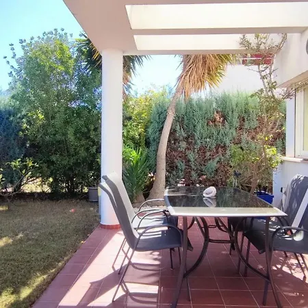 Holiday home Tabarca Con Jardin Y Piscina Comunitaria