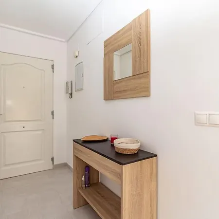 Atico Con Terraza Y Piscina Apartment