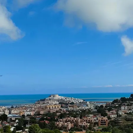 Vista Mar Y Castillo Apartment