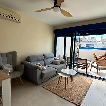 Centrico Atico Duplex Piscina 3 Entradas Y Salidas En Sabado Apartment
