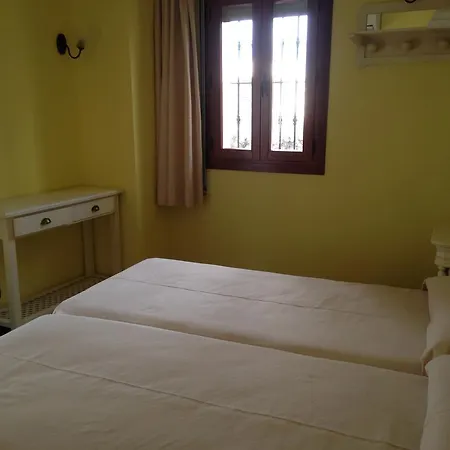 Aranda Guest house *
