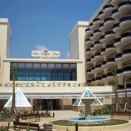 Hotel Plaza 4*