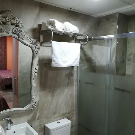 Hotel Just Style El Manico 2*