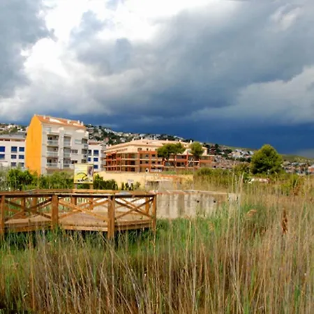 Apartment Bonito Atico Con Aire Acondicionado,piscina Comunitaria, Parking Y Wifi *