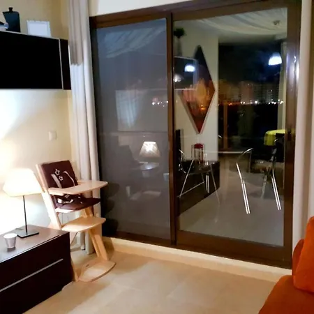 Bonito Atico Con Aire Acondicionado,piscina Comunitaria, Parking Y Wifi