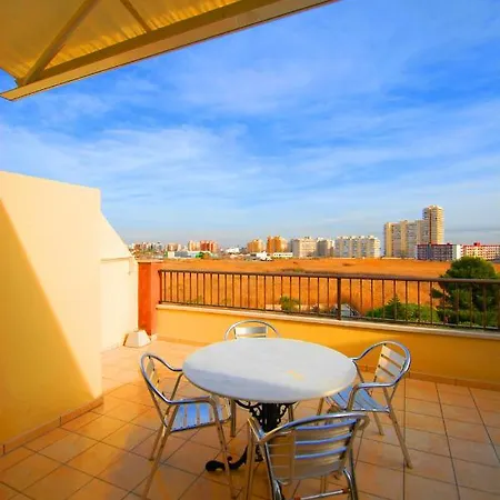 Apartment Bonito Atico Con Aire Acondicionado,piscina Comunitaria, Parking Y Wifi *