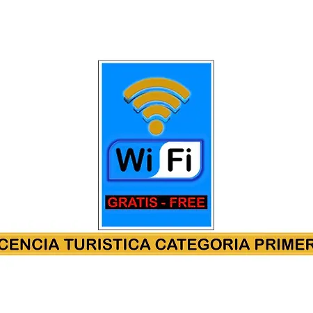 Bonito Atico Con Aire Acondicionado,piscina Comunitaria, Parking Y Wifi Apartment