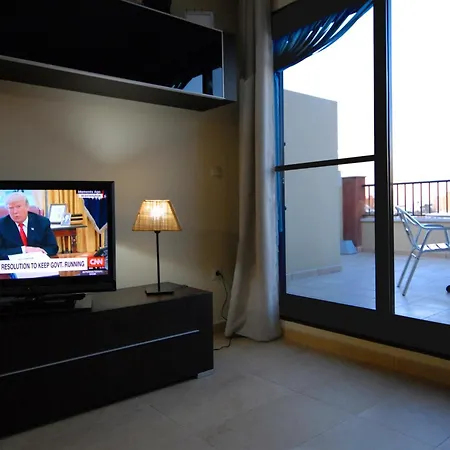 Apartment Bonito Atico Con Aire Acondicionado,piscina Comunitaria, Parking Y Wifi
