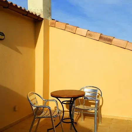 Bonito Atico Con Aire Acondicionado,piscina Comunitaria, Parking Y Wifi